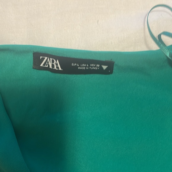 Green Zara Dress - Picture 3 of 3